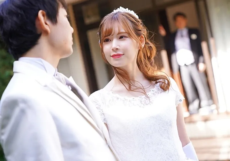 Bố người chồng trả bài con dâu ngay sau lễ cưới của con trai